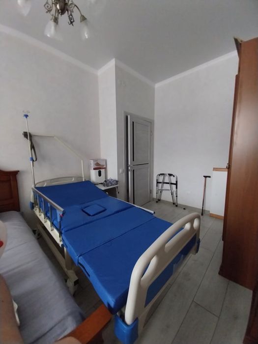 Кровать медицинская