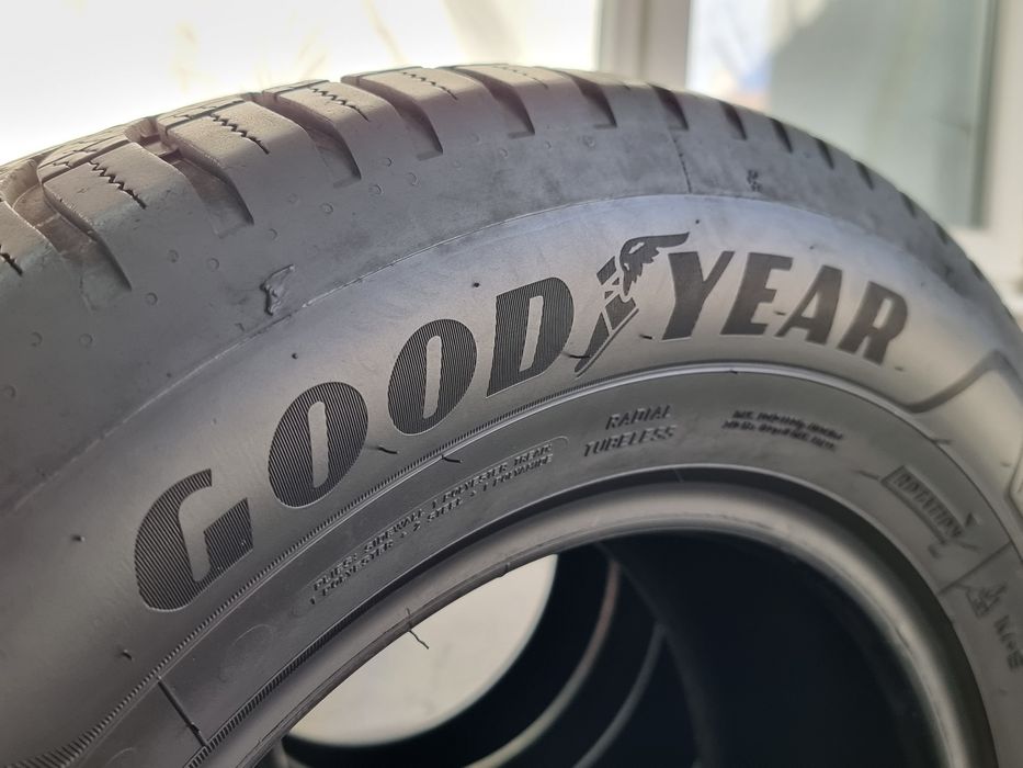 "Dot 23" 215/65/16 Goodyear 4Броя: 350лв 6.2мм всесезонни гуми