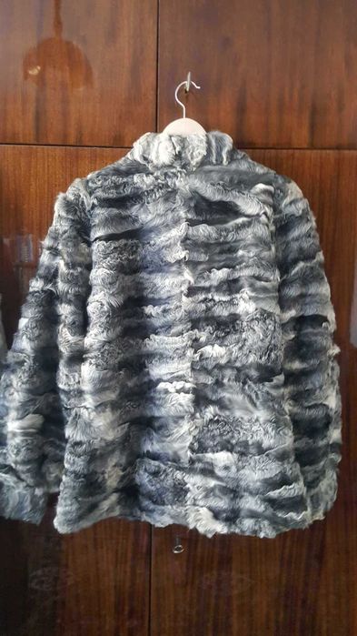 Дамски палта от китайска коза