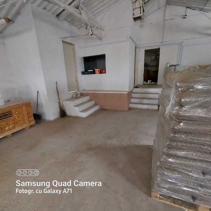 Vând  sau inchiriez hala 300m2  și teren 1300 m2