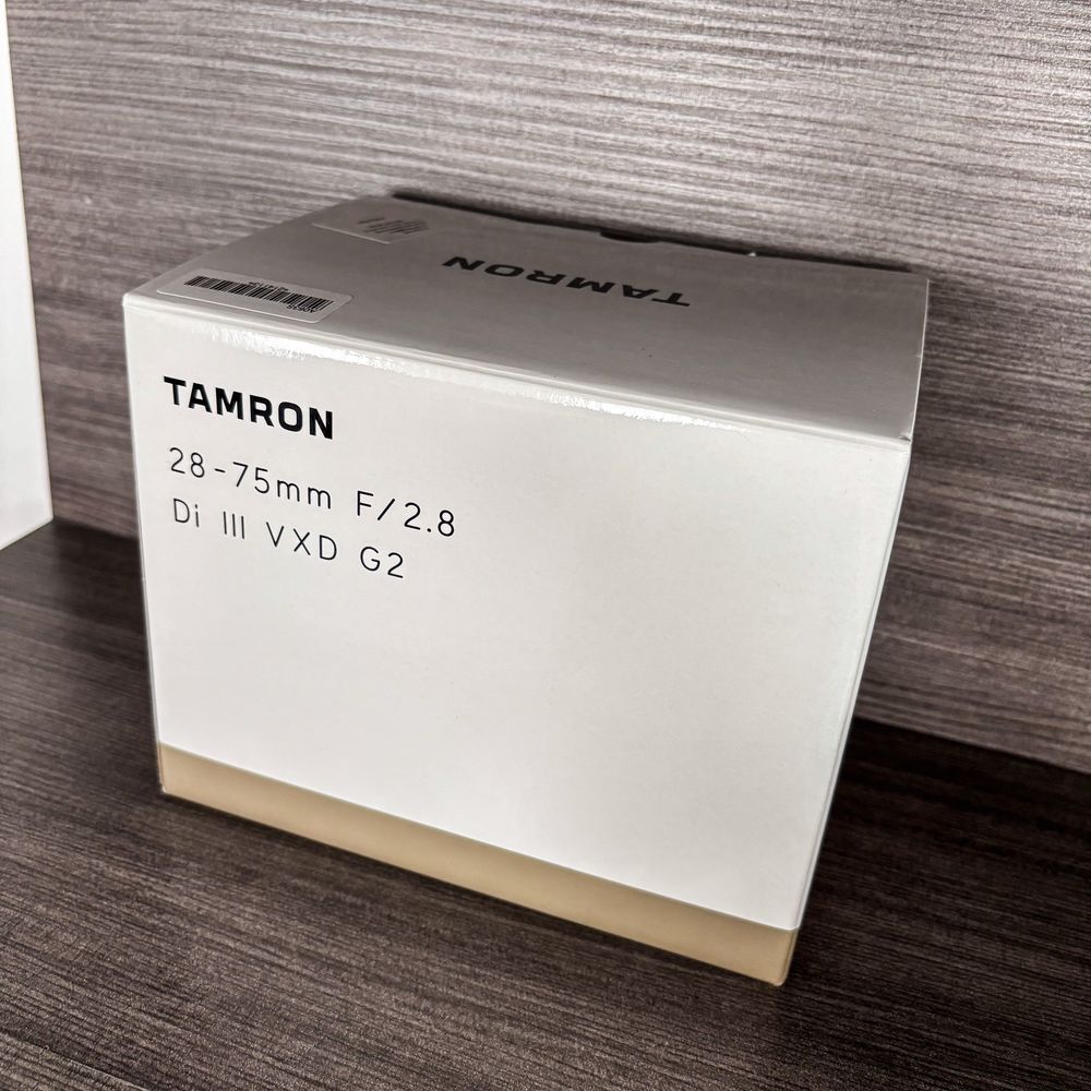 Obiectiv Tamron 28-75 f2.8 G2 montura Sony + 2 filtre