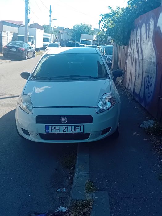 Vand fiat punto ...50 d mil