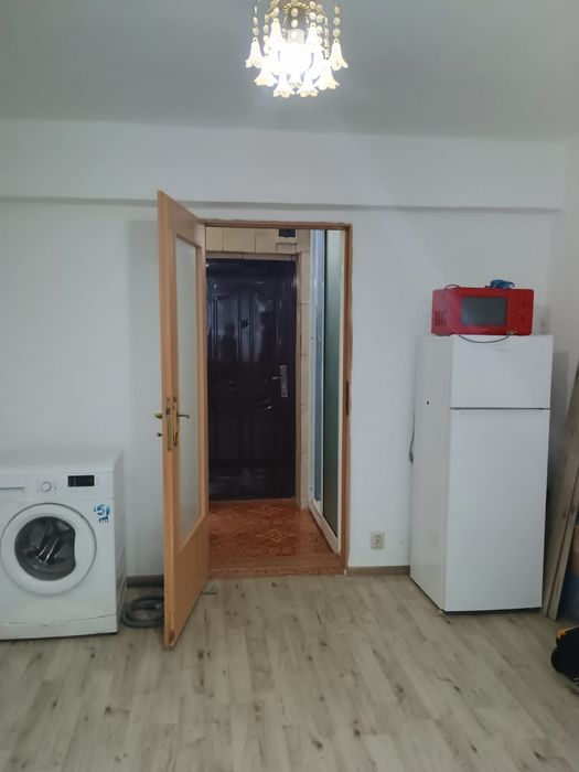 Vând camera de camin