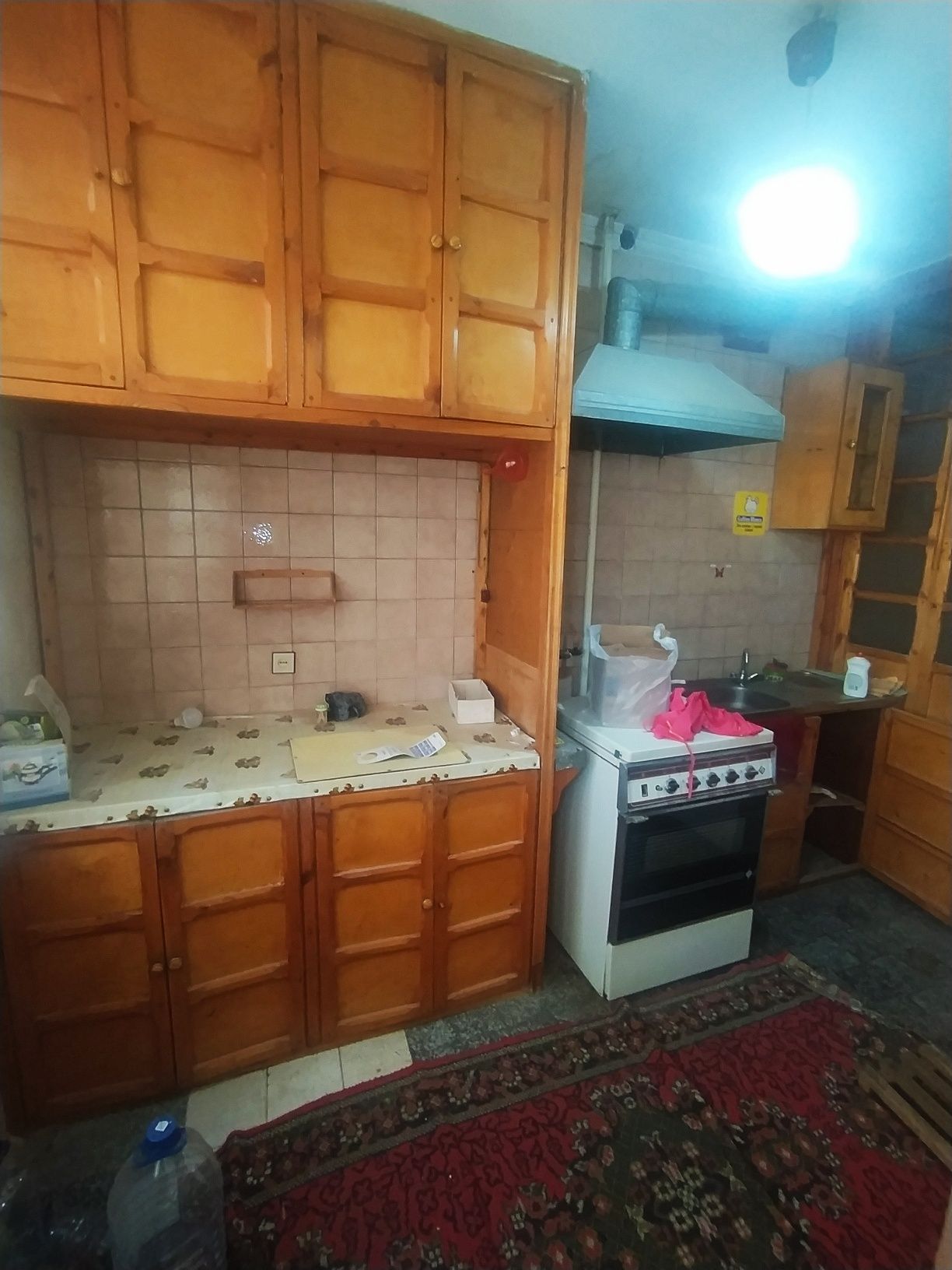 Срочно и недорого продается 3 комнатная квартира в кирпичном доме