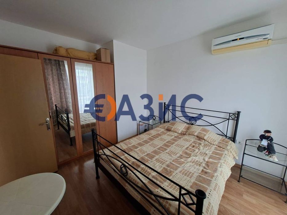 Продава се Двустаен апартамент в Бургас, Сарафово - 57 кв.м за 1402 €/кв.м - Снимка #9