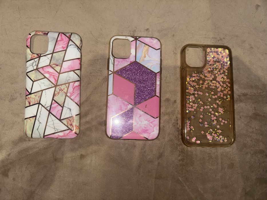 Vand huse pentru iPhone 11