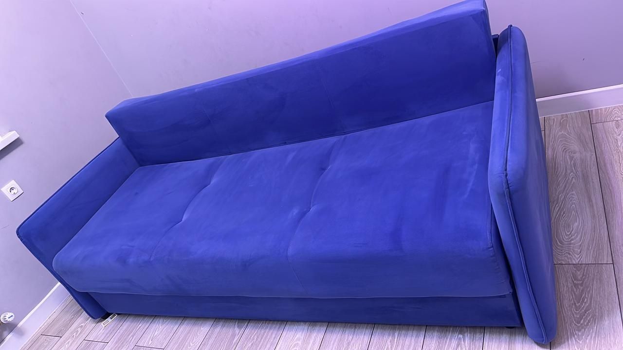 Срочно продаю диван тахта