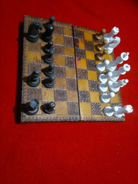 стара кутия/дъска за шахмат