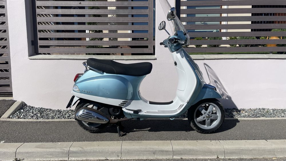 Vespa lx50 4t piaggio scuter