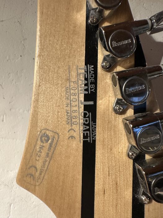 Chitara Ibanez Universe copie