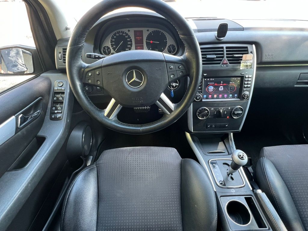 Vând Mercedes Clasa B automat