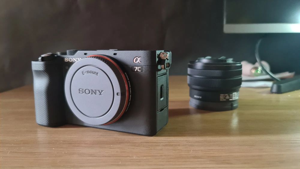 Sony a7c и объектив 28-60mm