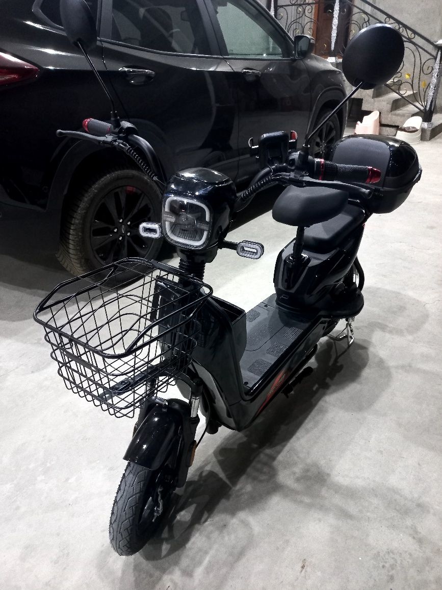 Skuter cho'ntak modeli