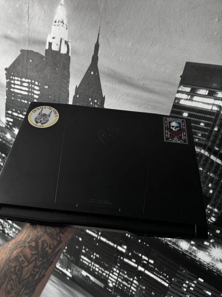 Геймърски лаптоп MSI Katana 15 B12V (1 година гаранция) No