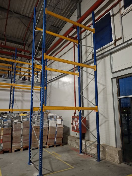 Rafturi metalice industriale