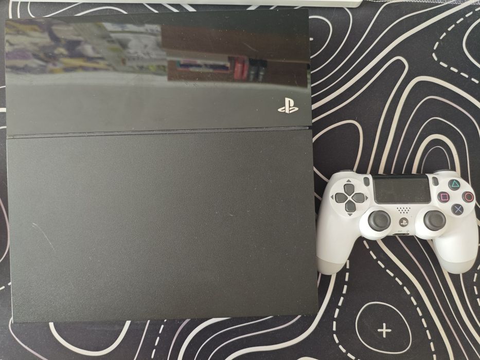 Продаю PS4 860 ГБ (прошитая) — 130 000 тг