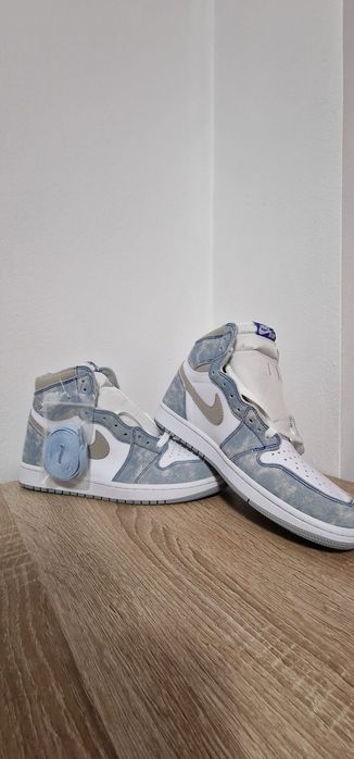 Nike Retro 1 Hyper Space