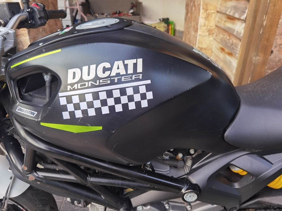 Aripa rezervor monopost Ducati Monster 696 796 1200 - cititi anuntul