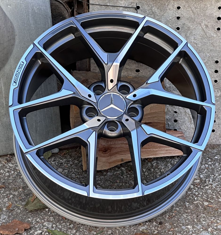 Джанти за Мерцедес Mercedes 19 “ цола 5х112 чисто нови 4x8.5j 4Matic