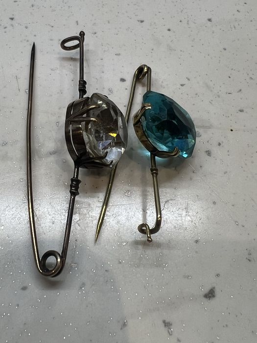 Броши редкие . Золото . Более сто лет