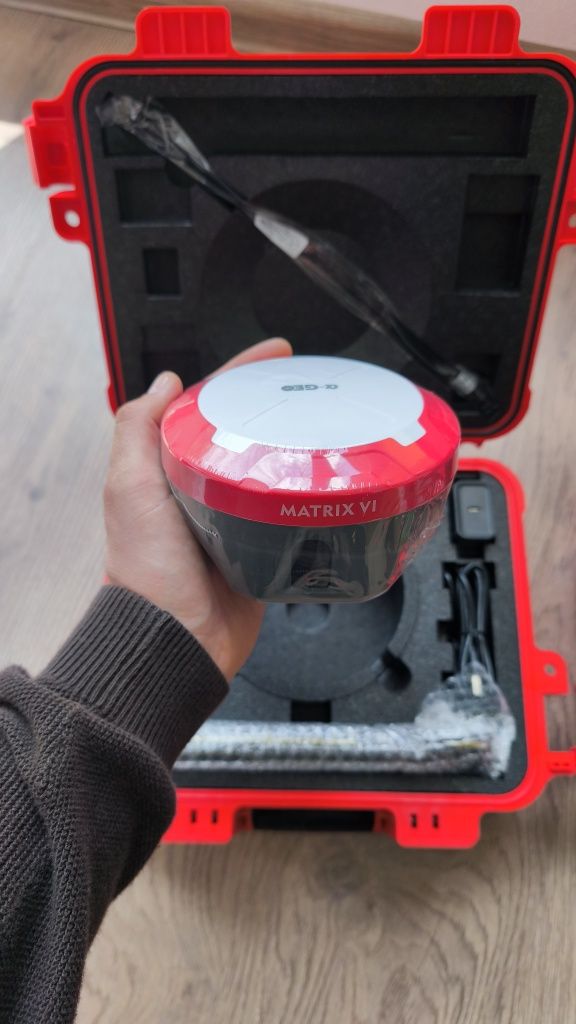 AlphaGeo Matrix VI GNSS RTK HiTarget Emlid XYZ South CHC Trimble Leica