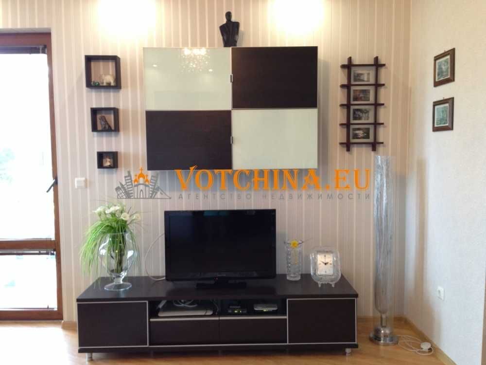 Продава се Тристаен апартамент в Варна, м-т Траката - 120000 кв.м за 2 €/кв.м - Снимка #4