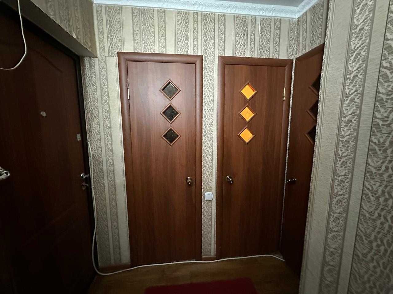Продаю 4-комнатную-студию в 22 микрорайоне! Помощь в ипотеке!