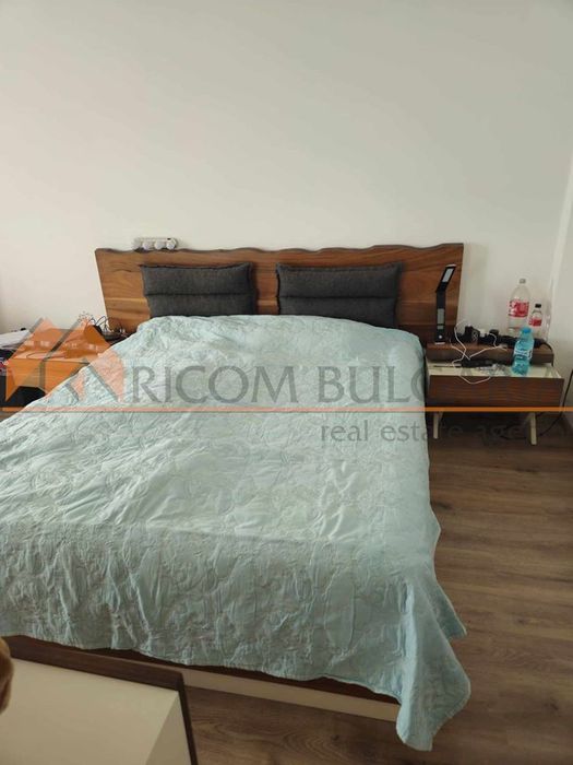 Продава се Къща в Варна, м-т Траката - 320 кв.м за 1297 €/кв.м - Снимка #11