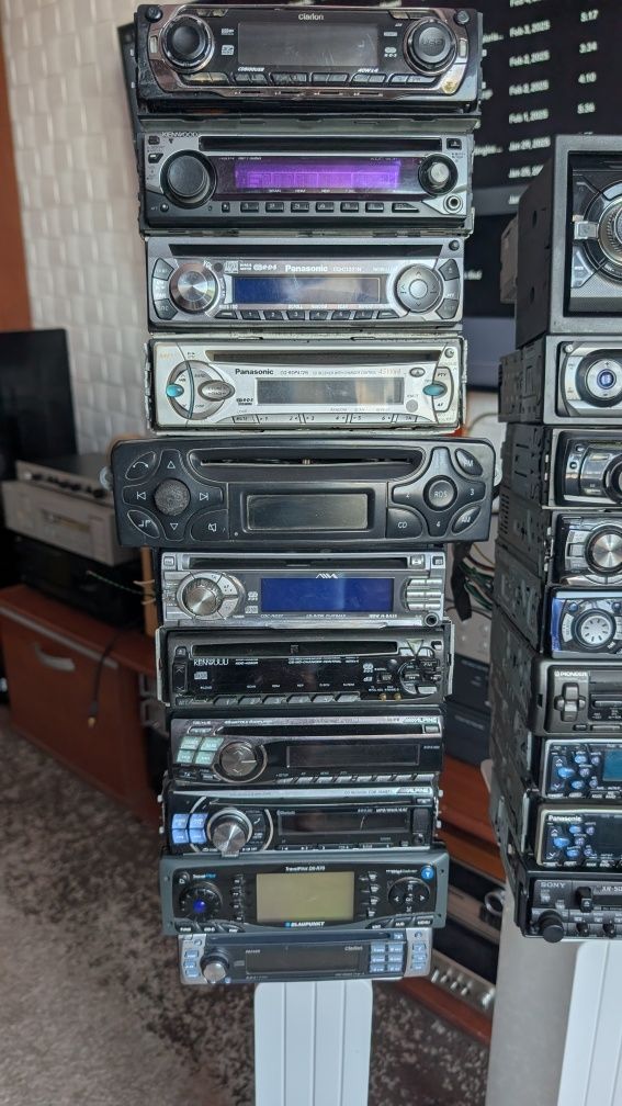 Cd/ casetofoane auto ( schimb)  modele rare , se dau toate