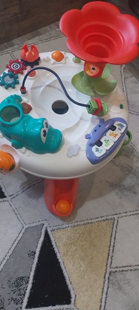 Музикална масичка
