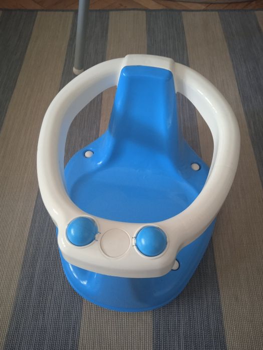 Scaun baie bebe +6 luni
