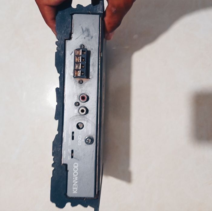 Usilitel 250w Kenwood