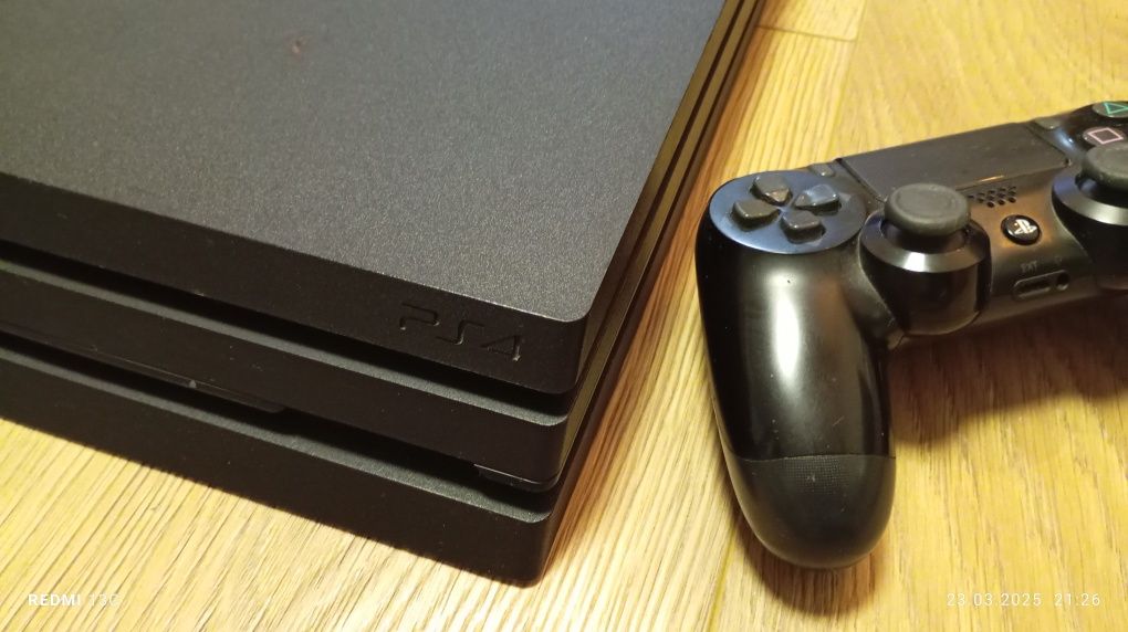 PS4 pro 1ТB с кабели и контролер