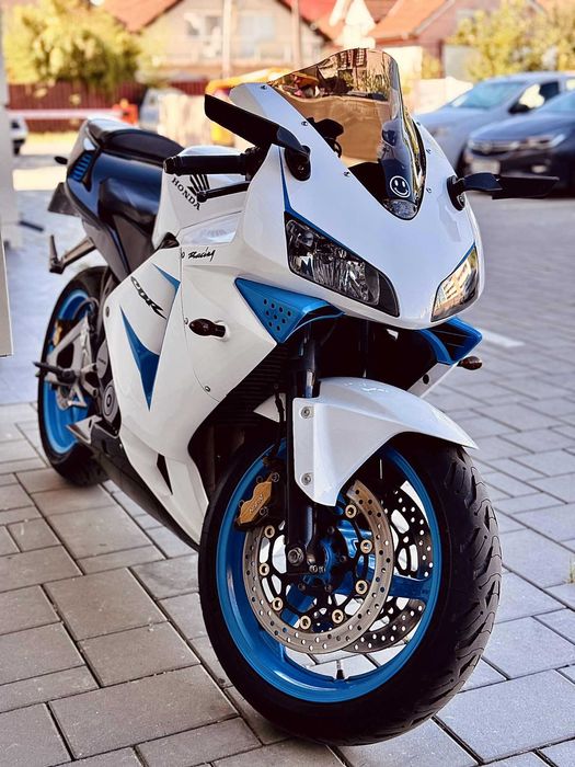 Honda CBR 600 RR 2004