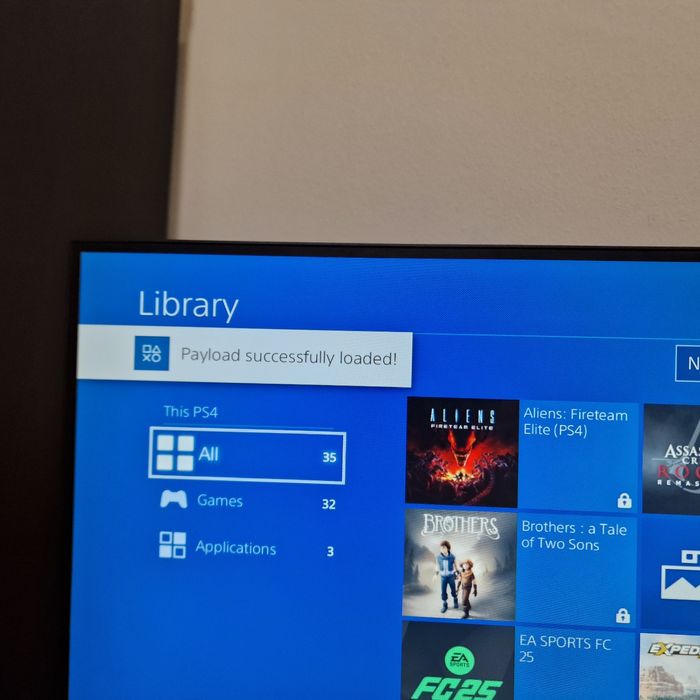 Playstation4 modat 11.00 500GB 2 controllere ps4 31 jocuri GTA Fifa25