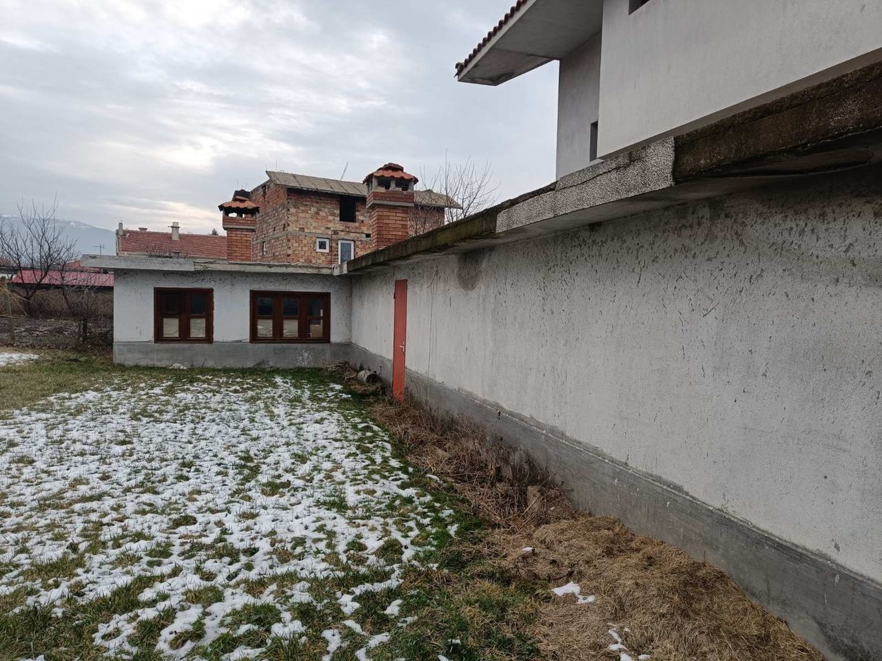 Продава се Къща в Крън - 300 кв.м за 967 €/кв.м - Снимка #3