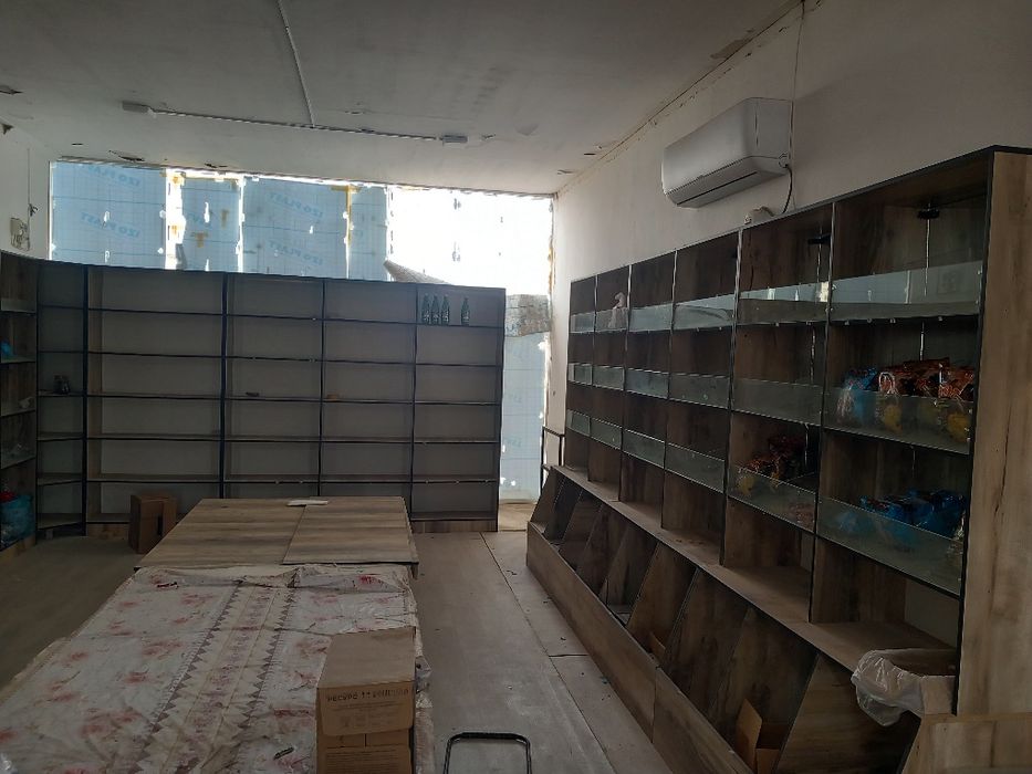 Doʻkon ucun mebel hamma jihozlari bilan sotiladi.tel.91^428.48^96