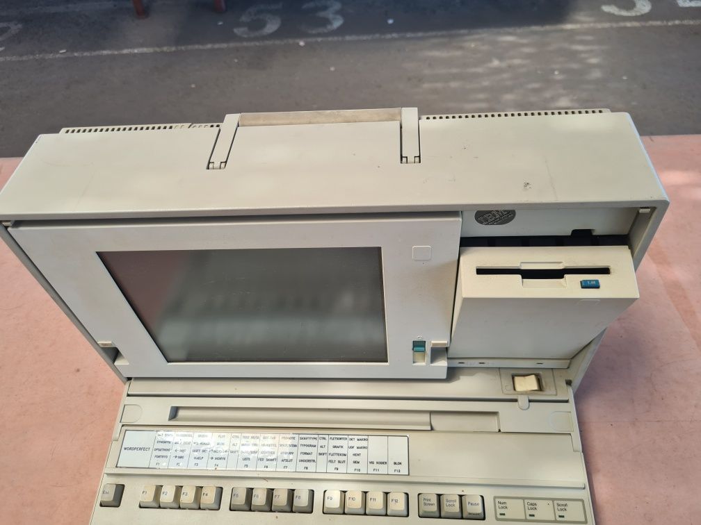 IBM Personal System 2 P70 386 Calculator Vechi De Colectie Laptop