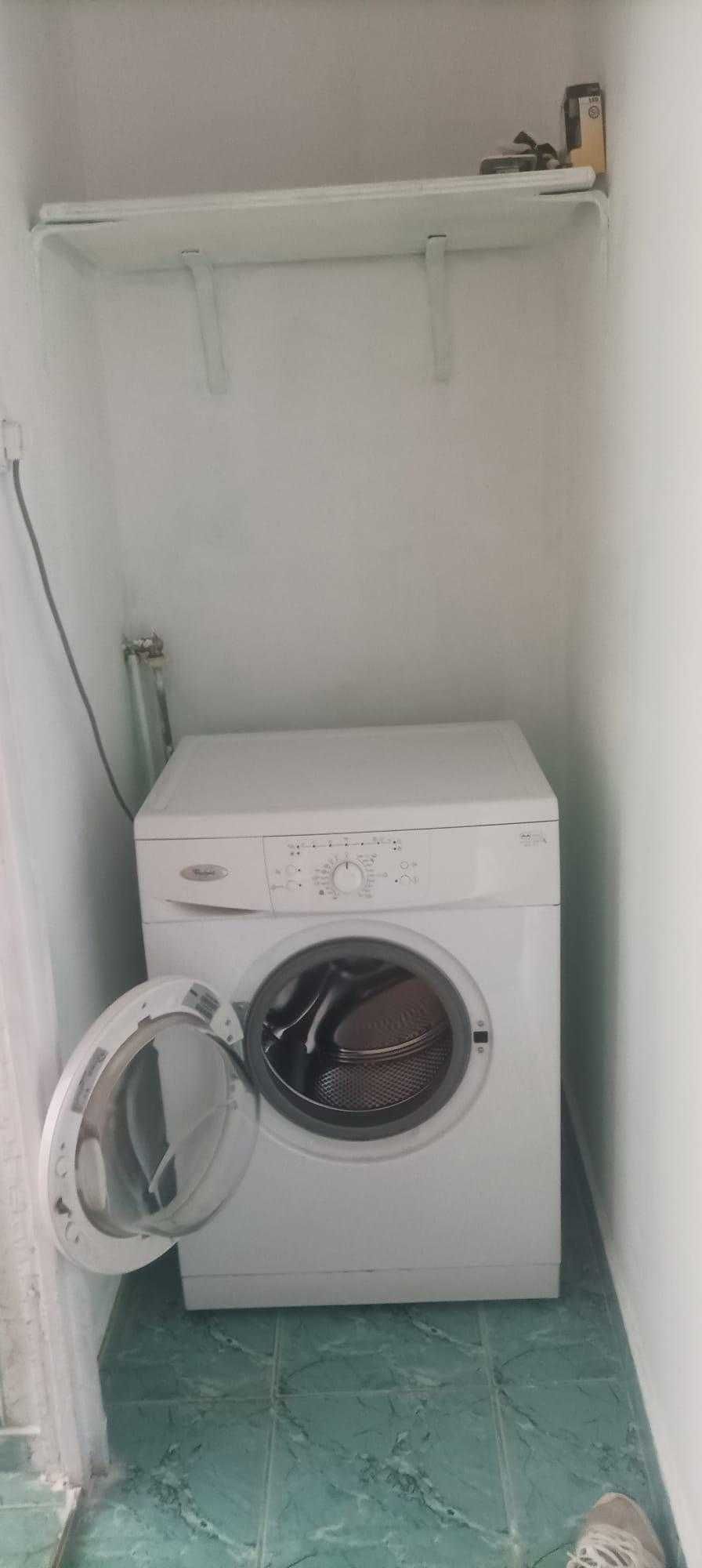 Inchiriez Garsonieră Crângaşi