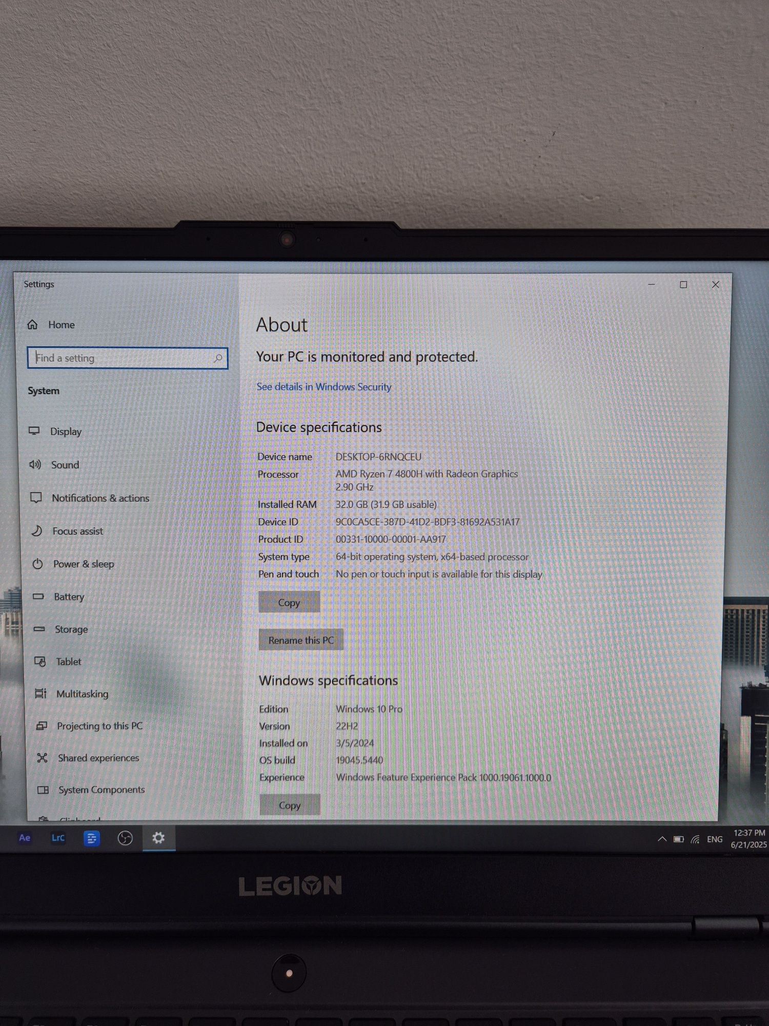 Lenovo Legion 5, Ryzen 7, 32GB RAM, SSD 1TB, GTX 1650 Ti + geantă