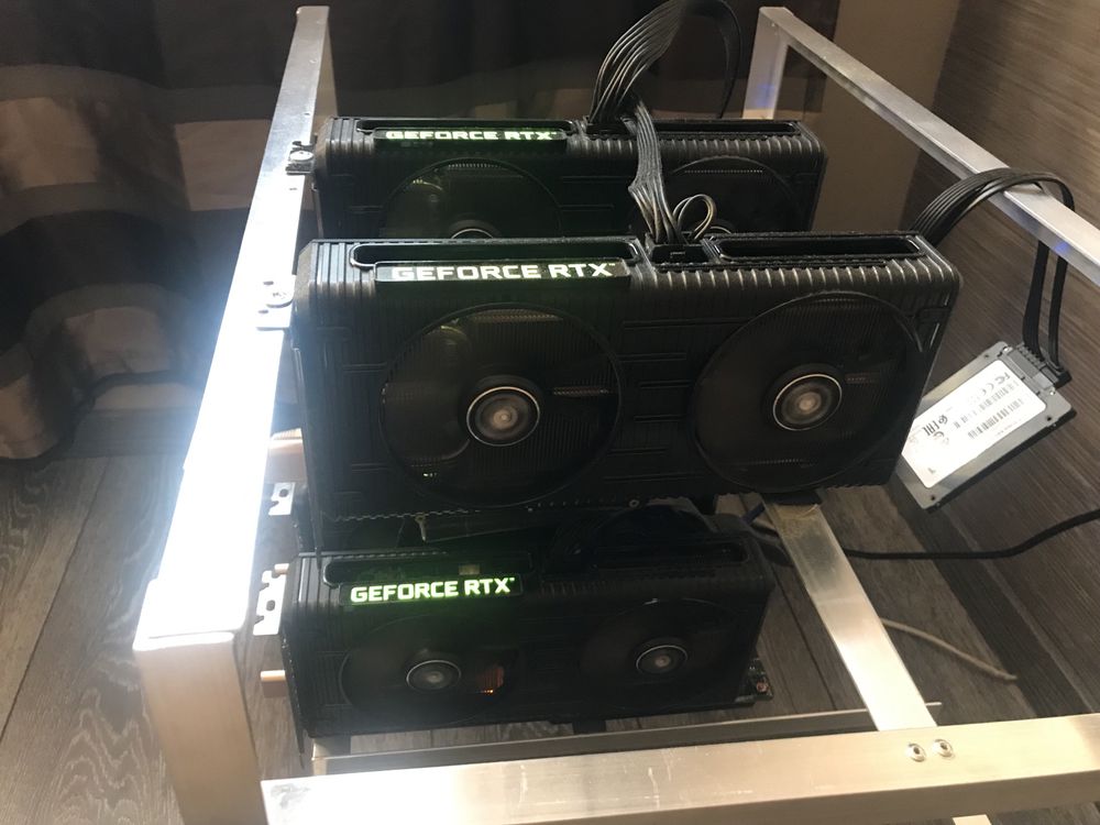 mining rig ASUS ROG Rampage V Edition 10" Дъно процесор захранване