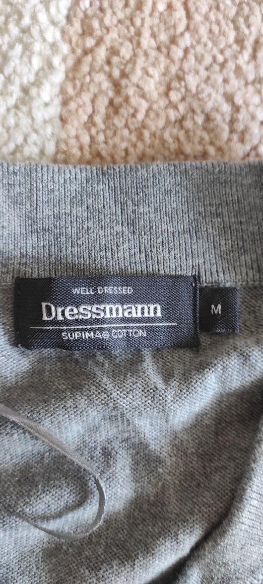 Елек на марката Dressmann