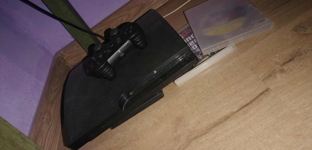 Schimb oppo A98 5G 256 GB memorie și 8+8 GB RAM plus un ps3 slim