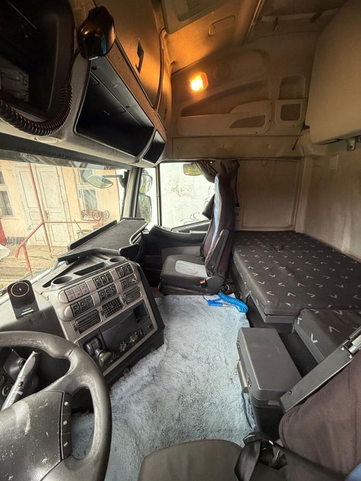 Iveco Stralis 2012 - mega