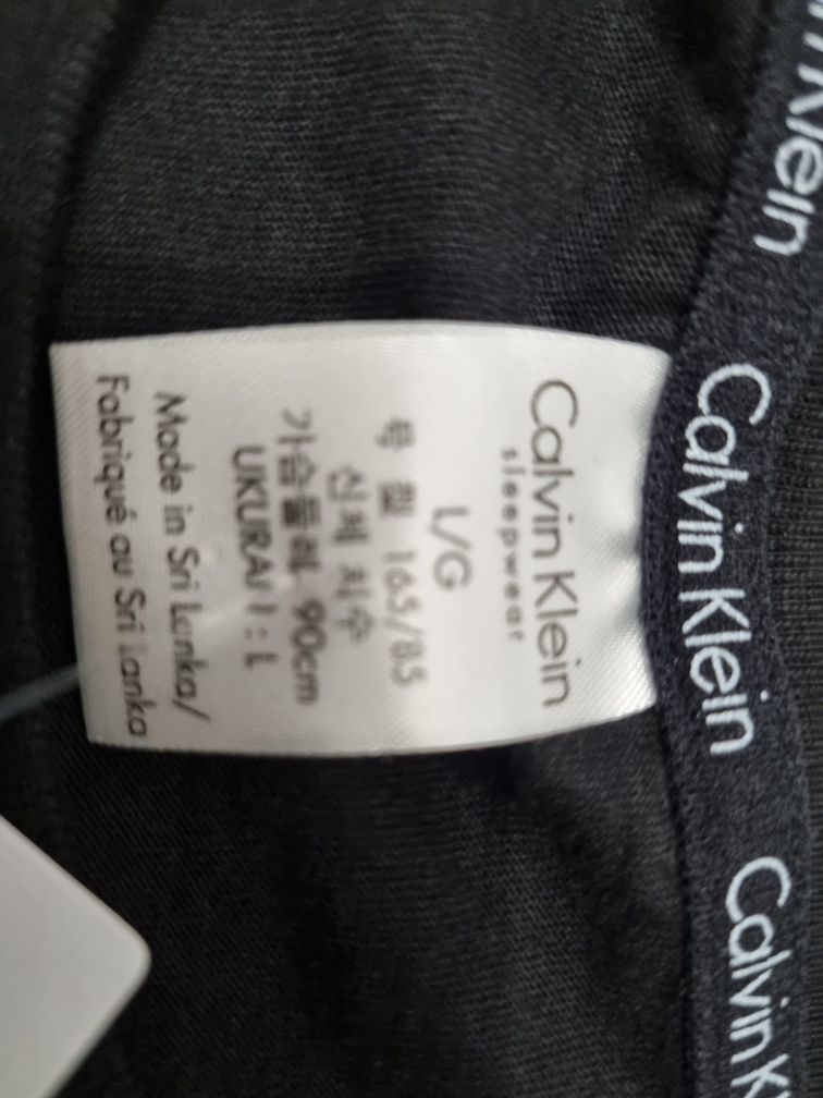 tricou barbati original Calvin Klein nou marimea L