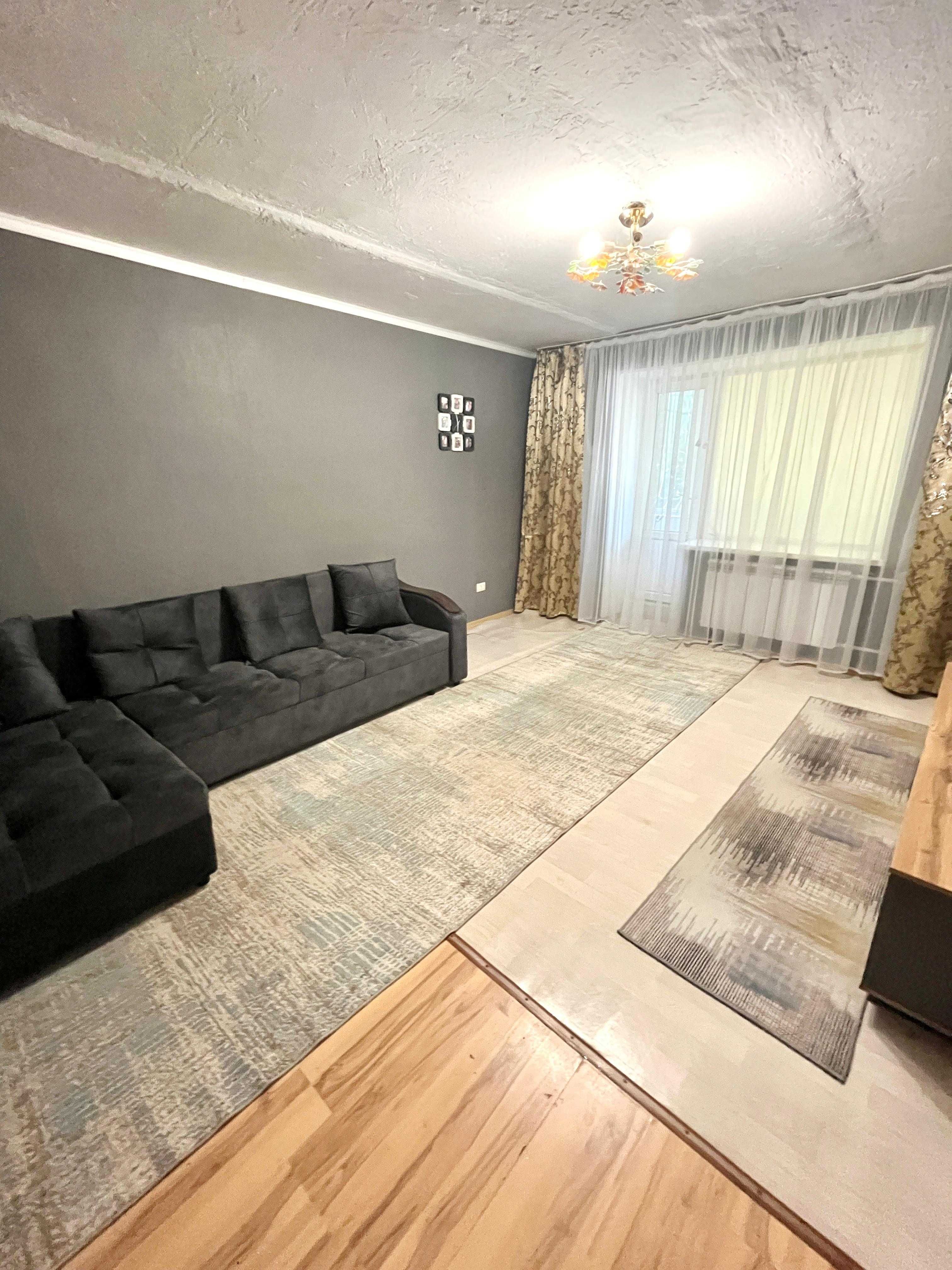 Продаётся 3 комн квартира
