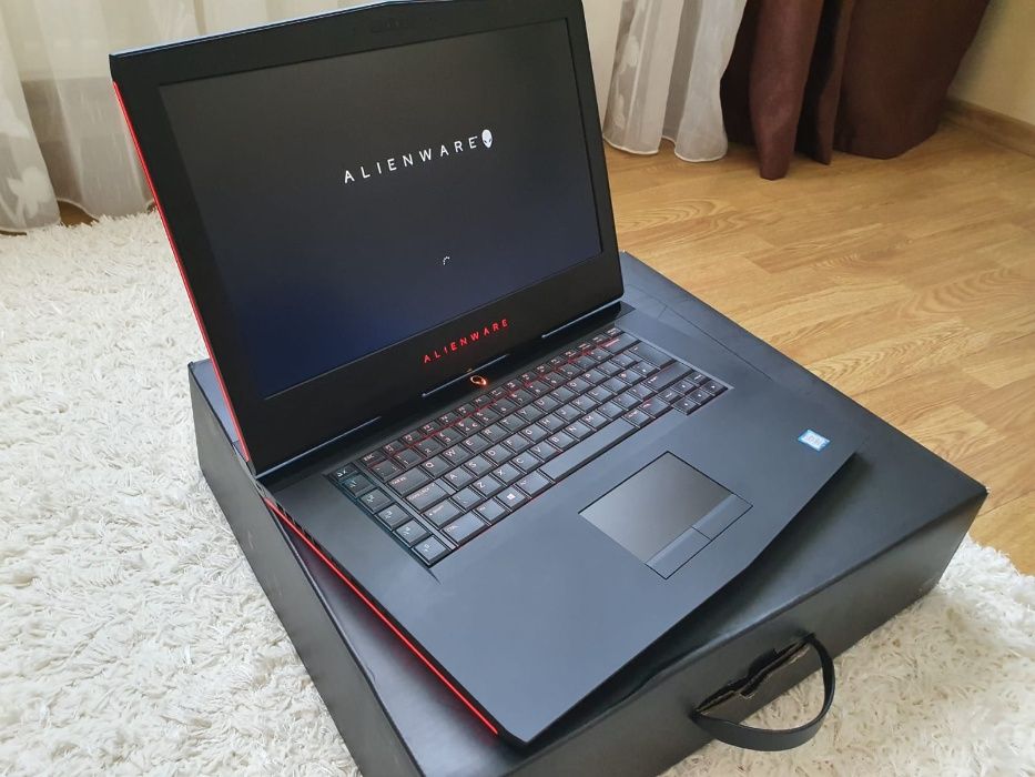 Alienware i7 7700hq nvidia gtx ssd +hdd