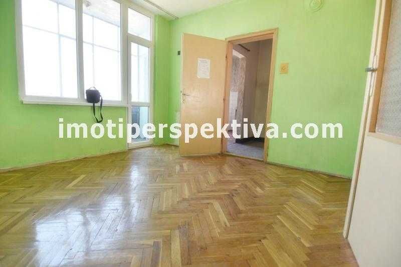 Продава се Многостаен апартамент в Пловдив, Кючук Париж - 107 кв.м за 1150 €/кв.м - Снимка #2
