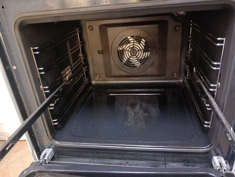 Свободно стояща печка с керамичен плот Voss Electrolux 2годиниГаранция