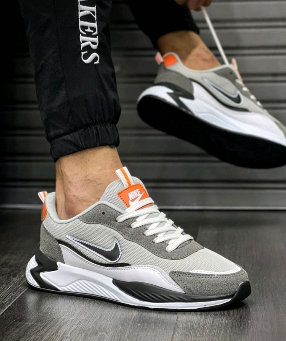 Маратонки nike tractive